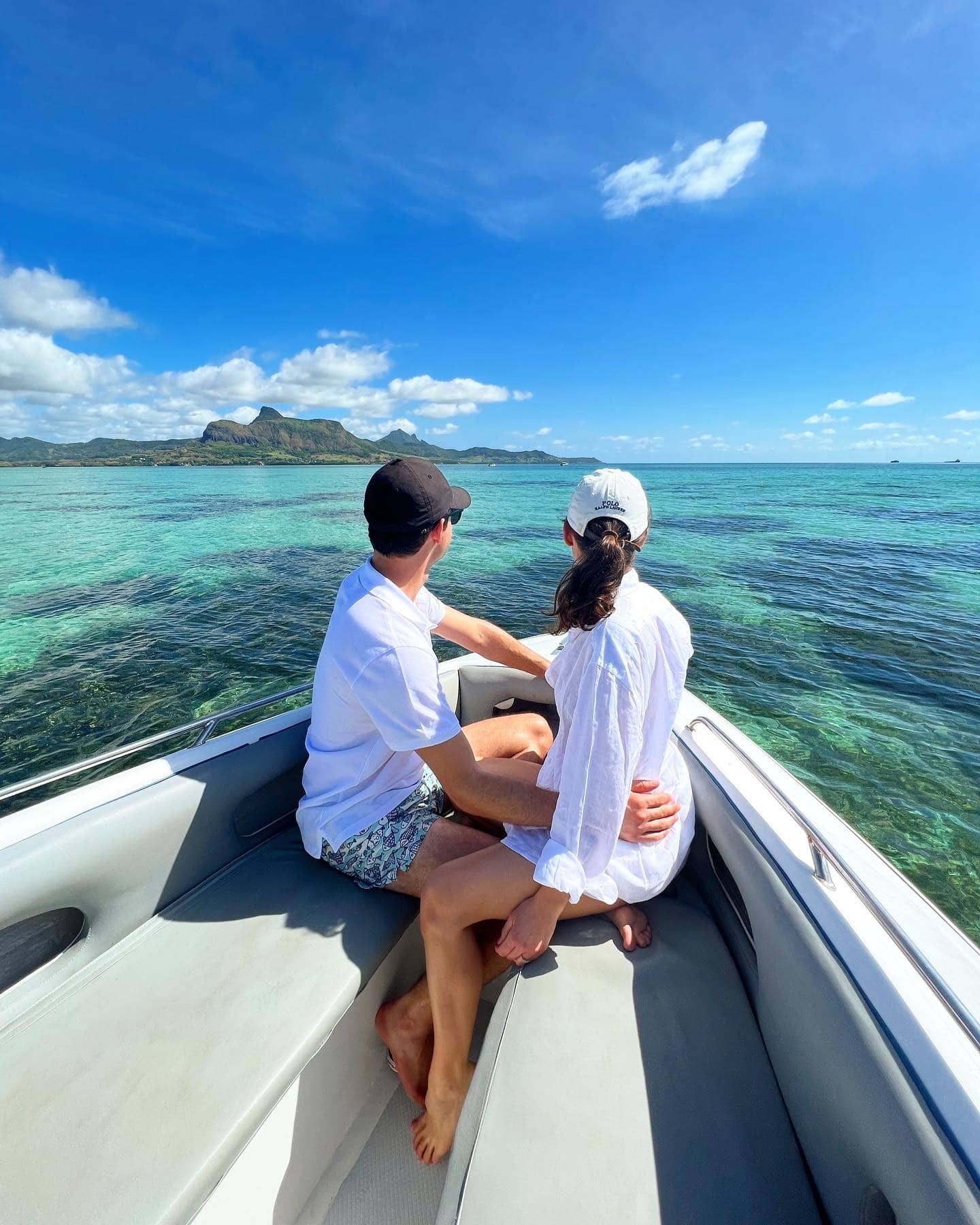 B5DF39E4-285C-4898-B991-0ABA5BFCA998